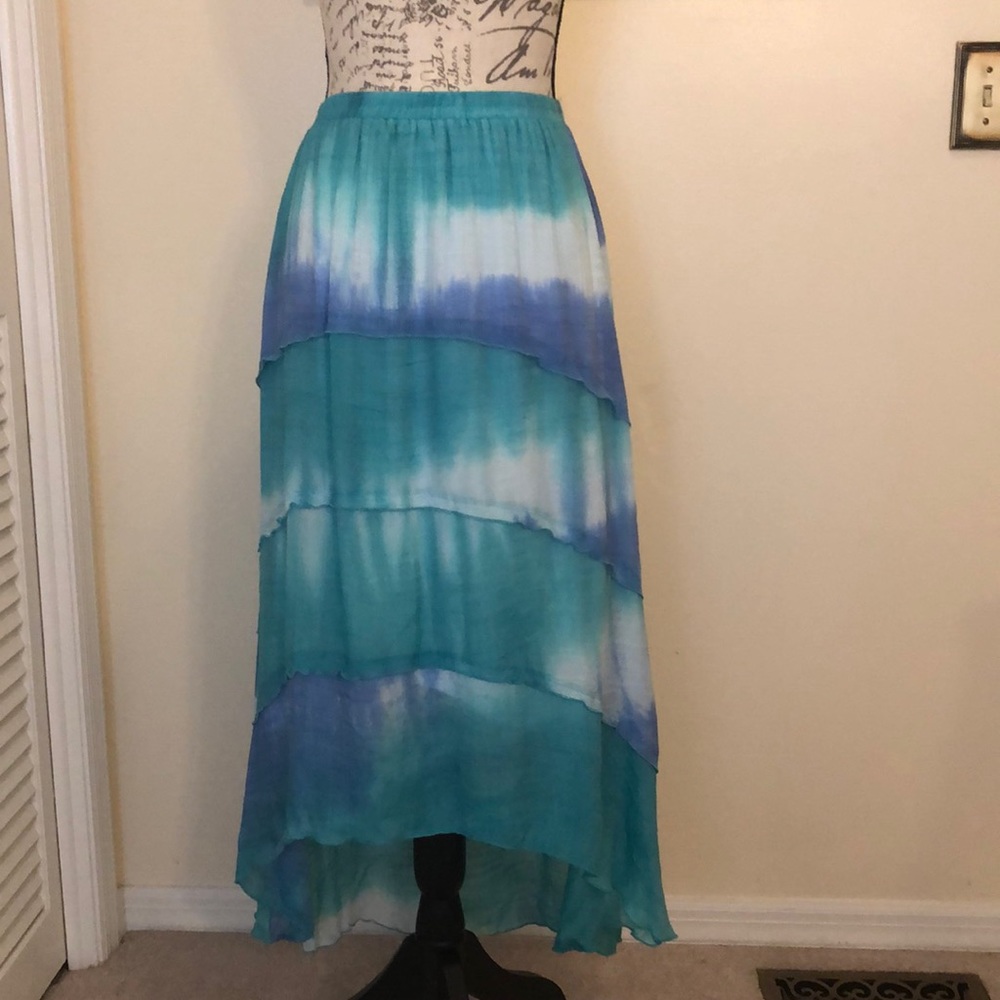 Intriguing Threads Women's tied dye skirt high/low